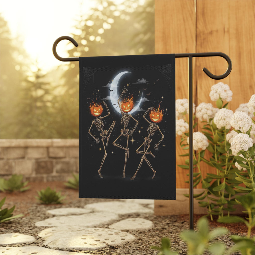 Halloween Skeleton Garden Flag, Liberal Outdoor Halloween Decor Banner