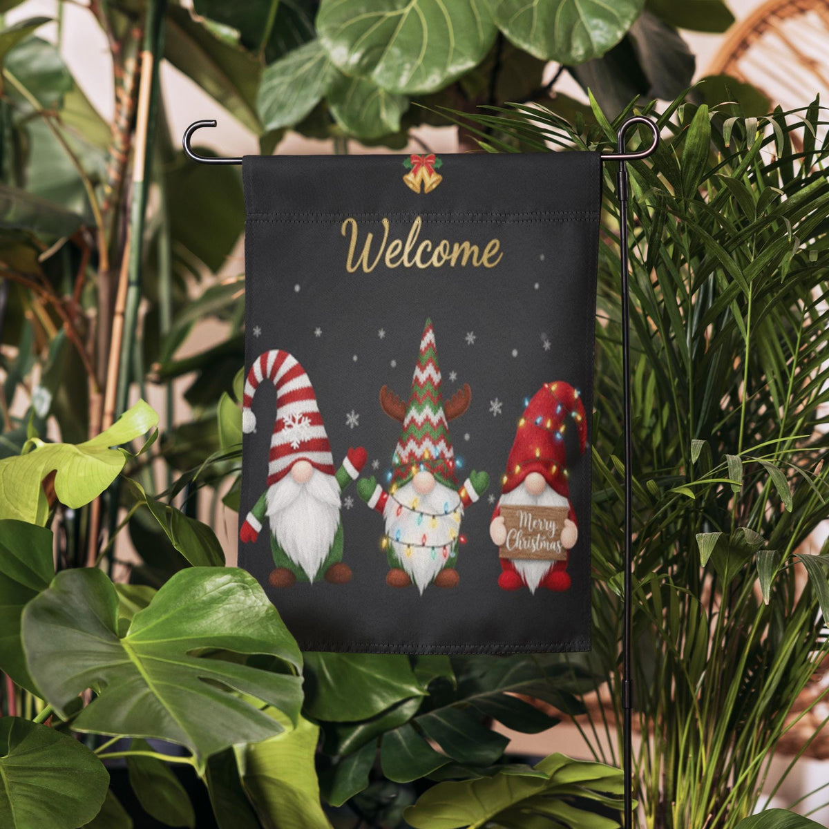 Christmas Gnome Welcome Garden Flag: Outdoor Holiday Yard Decoration, Garden Flag Winter, Winter Decoration, Christmas Garden Flag