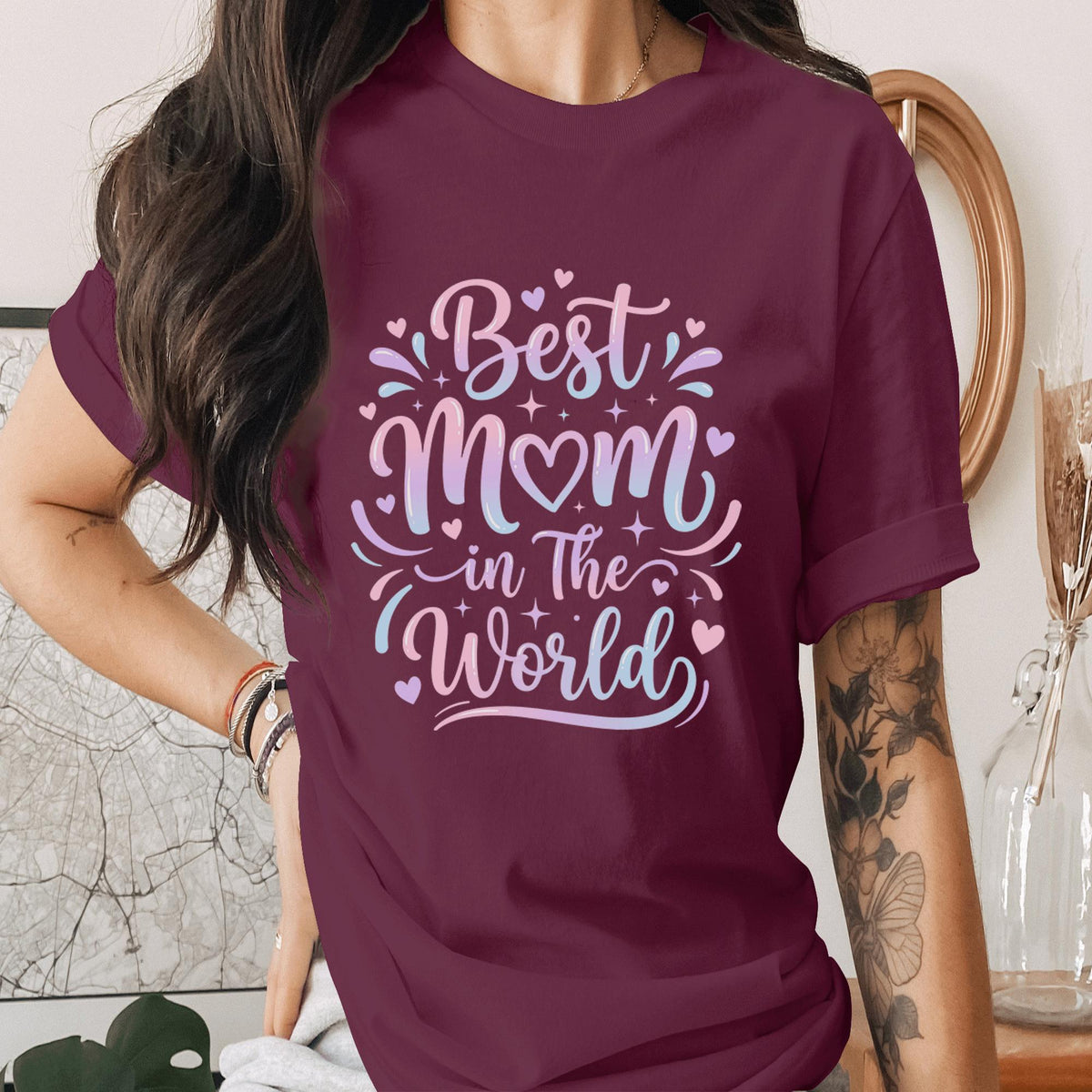 Best Mom in The World Shirt Cute Mom Gift Mothers Day Shirt Heart Mom Tee Appreciation Gift for Mom Stylish Mama Shirt