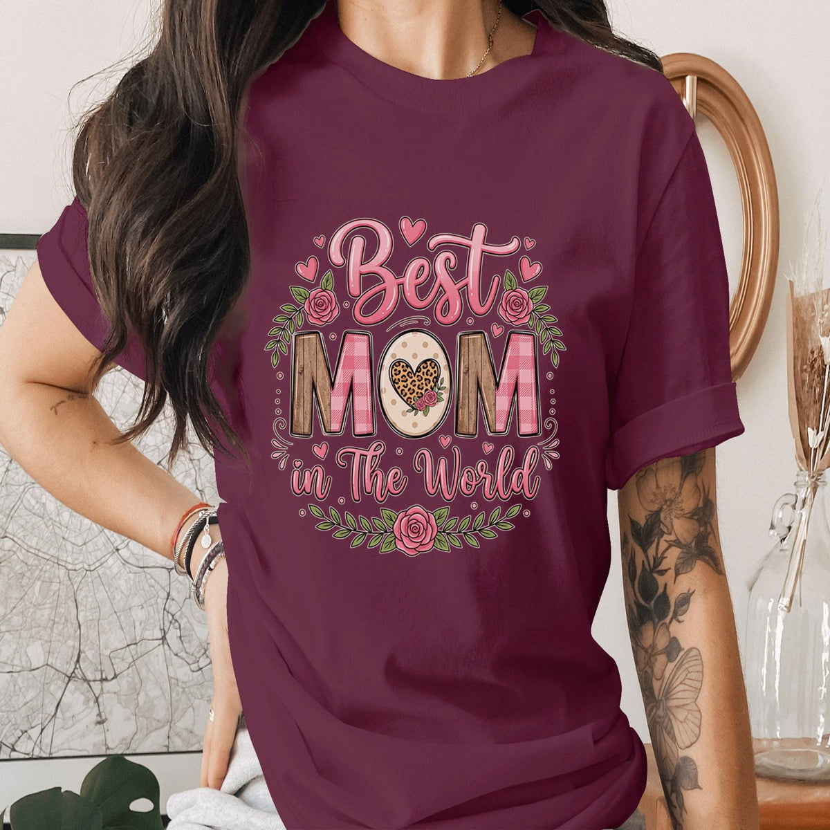 Best Mom in The World Shirt Rustic Floral Mom Gift Vintage Style Mothers Day Shirt Cute Mama Tee Plaid Leopard Heart Mom Shirt