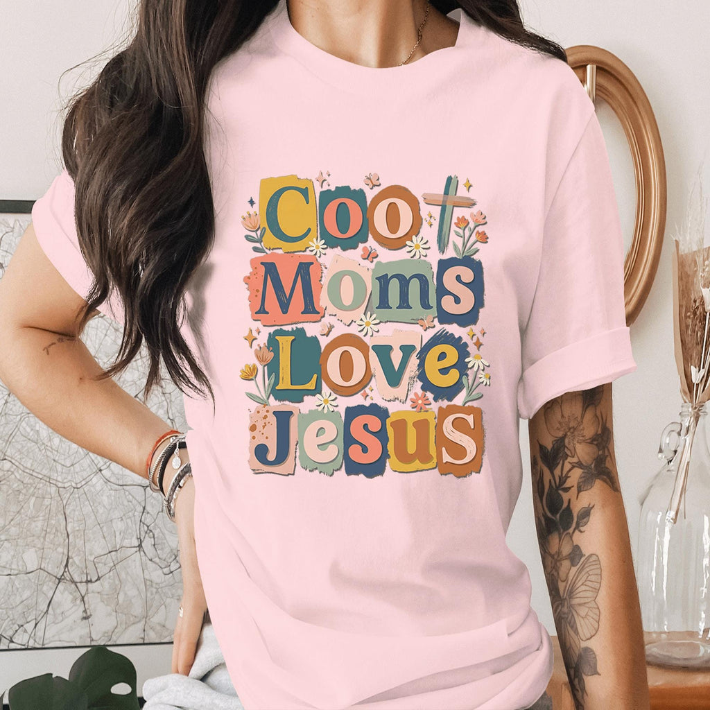 Cool Moms Love Jesus Shirt Christian Mom Tee Retro Faith Shirt Religious Mothers Day Gift Trendy Floral Christian Mama Shirt