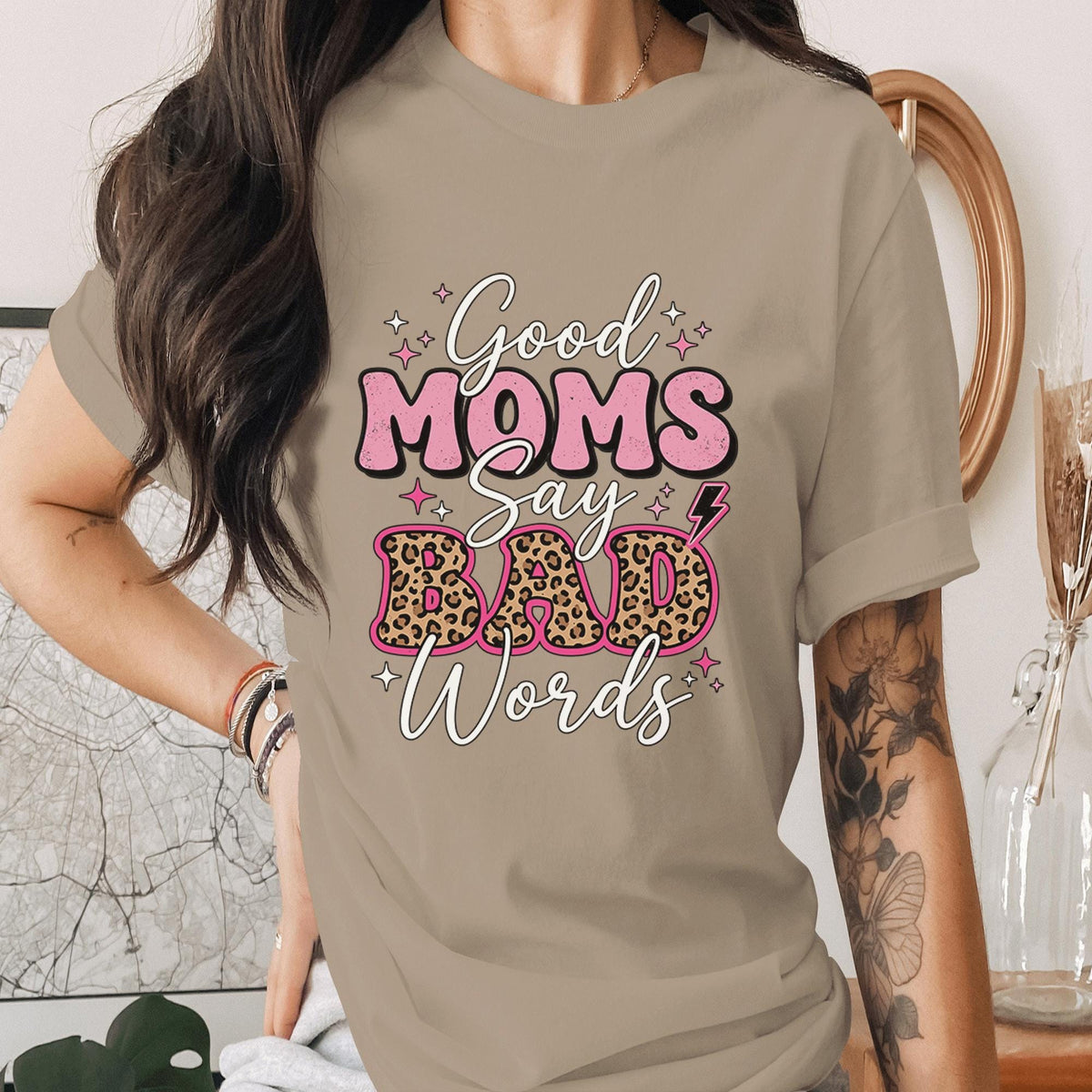 Good Moms Say Bad Words Shirt Funny Mom Tee Trendy Leopard Print Mama Shirt Cool Mom T-Shirt Mothers Day Gift Idea