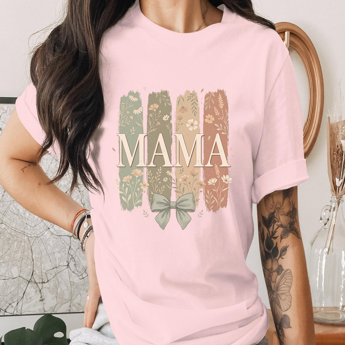 Mama Vintage Floral Shirt Retro Mom Tee Aesthetic Mama Bow Shirt Boho Floral Mom Shirt Mothers Day Gift Idea Trendy M...