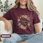 Happy Mothers Day Floral Shirt Vintage Flower Wreath Mama Tee Elegant Mom Gift Shirt Butterfly Floral Mothers Day Women Top