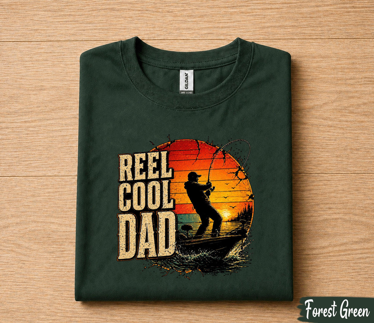 Reel Cool Dad Fishing Shirt Vintage Sunset Fisherman Tee, Funny Dad Gift for Fathers Day, Bass Fishing Lover T-Shirt Husband Papa